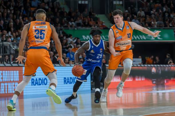 部存在任何 部存在任何