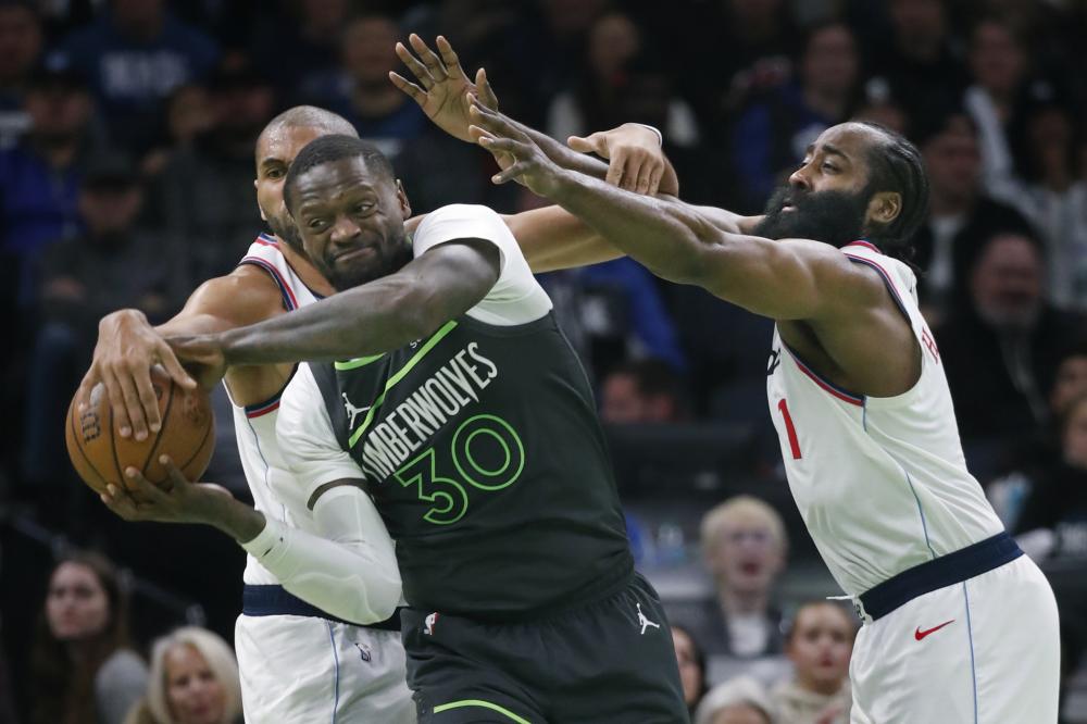 网球新星 网球新星